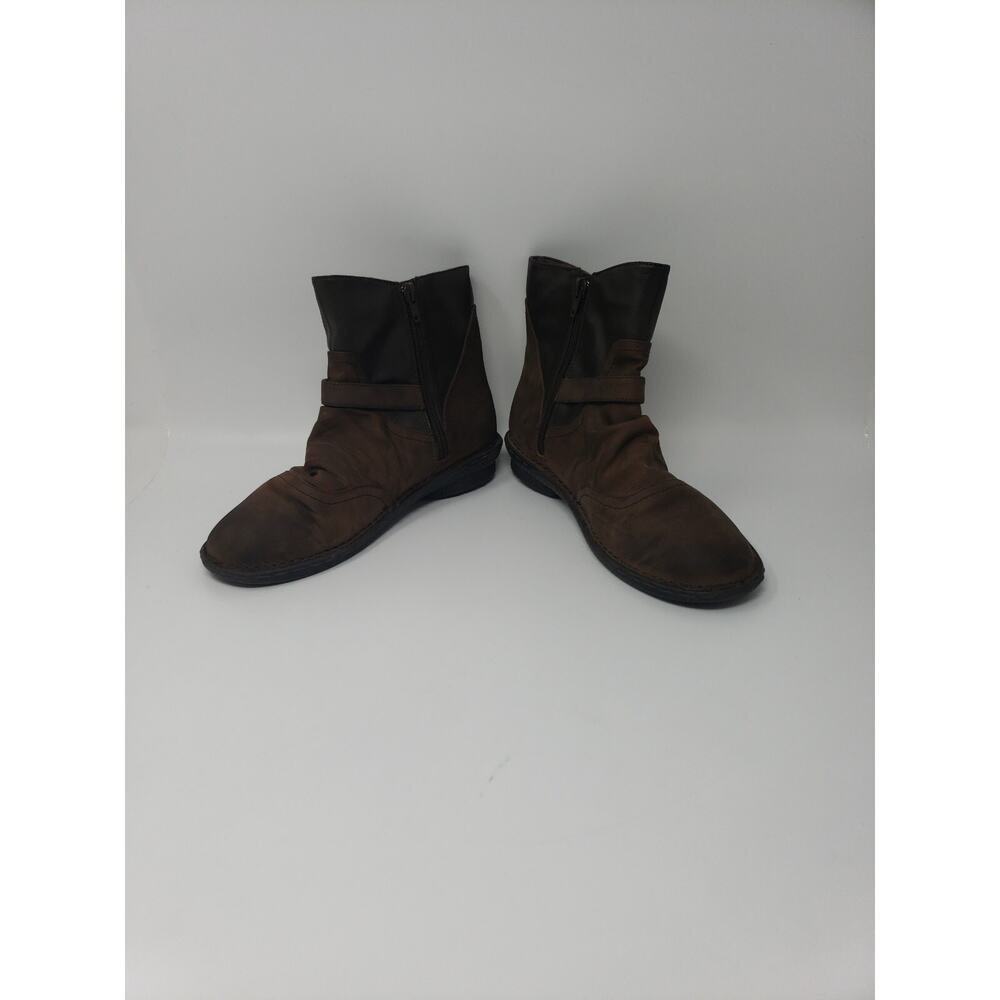 Tara M TMB1016 Brown Leather Buckle Side Zip Flat Low Boots Women's US 7.5